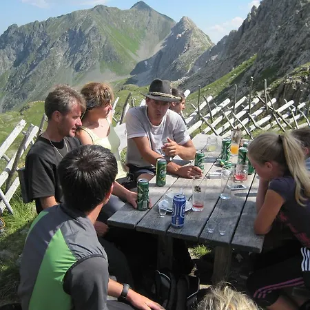 Gaestepension Klammer Guest house Kartitsch